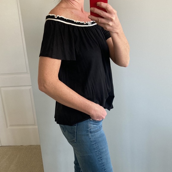 Black Off The Shoulder Top - Picture 4 of 11